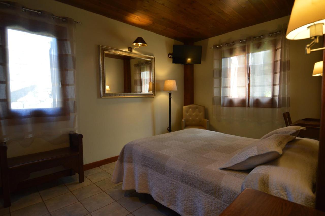 Hotel Rural El Porton De Murillo Broto Exteriör bild