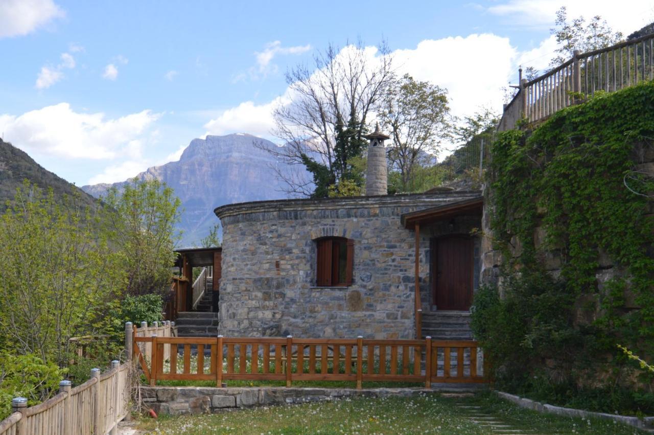 Hotel Rural El Porton De Murillo Broto Exteriör bild