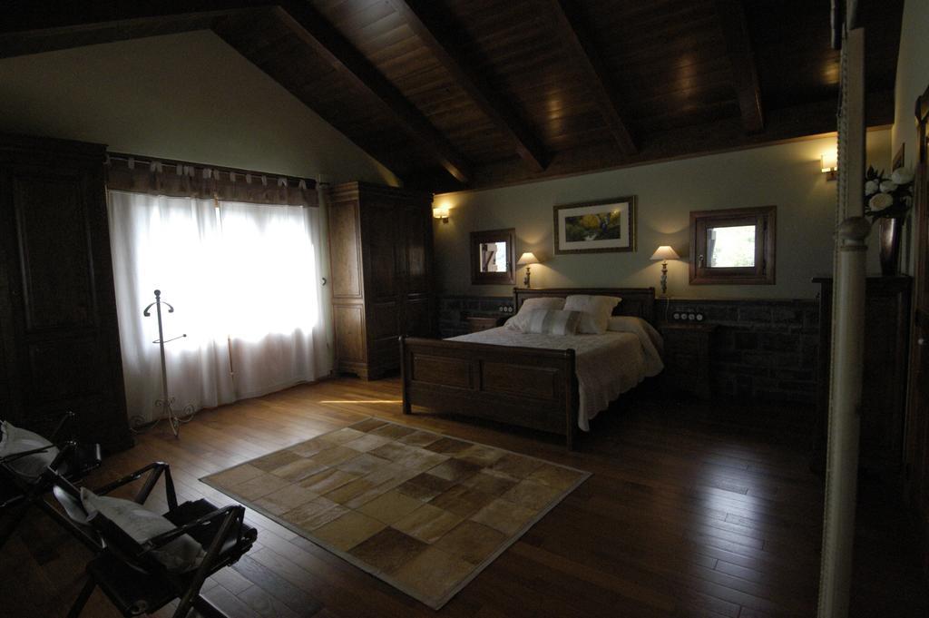Hotel Rural El Porton De Murillo Broto Rum bild