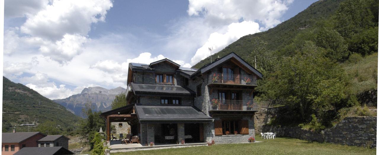 Hotel Rural El Porton De Murillo Broto Exteriör bild